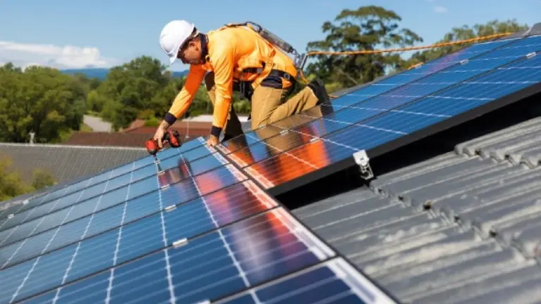 UNDER CONTRACT Profitable Northeast Solar Design & Installation