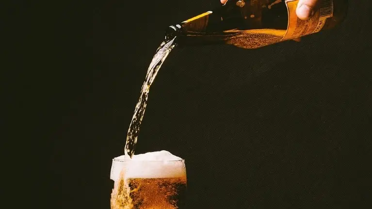 Turn Key Restaurant and Bar for Sale with $1.3 Million in Sales.