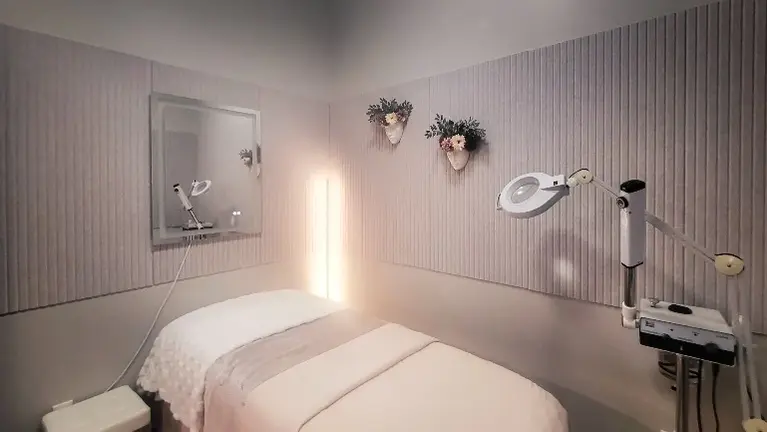 Esthetics Room 1/2