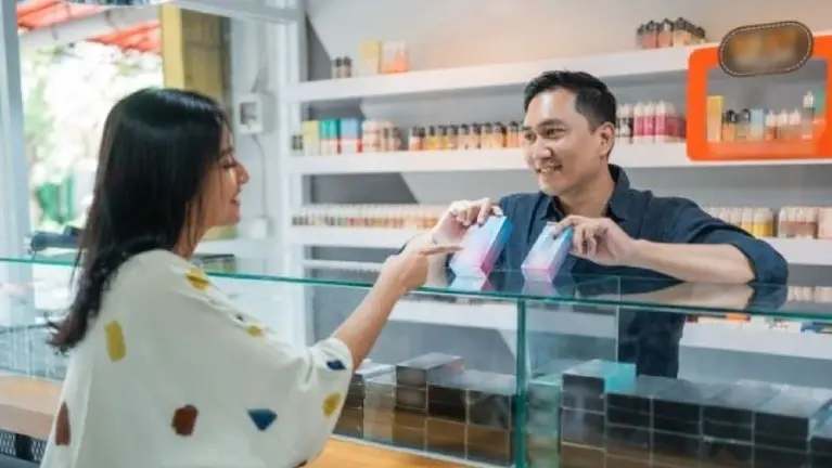 Profitable - Smoke , Glass, and Cigar Store - With Inventory