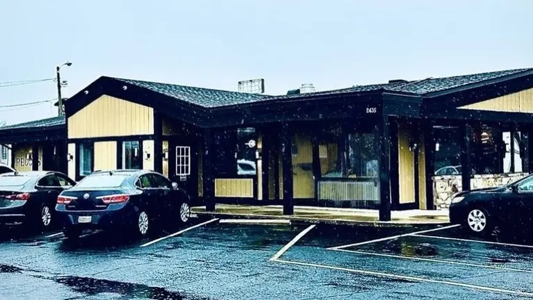 Fully Equipped Restaurant and Bar