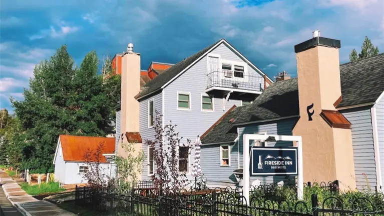 Fireside Inn Bed & Breakfast