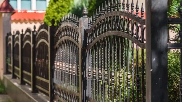 Fence and Decks Established Business