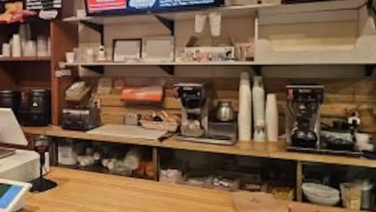 Turnkey Deli with Loyal Customer Base