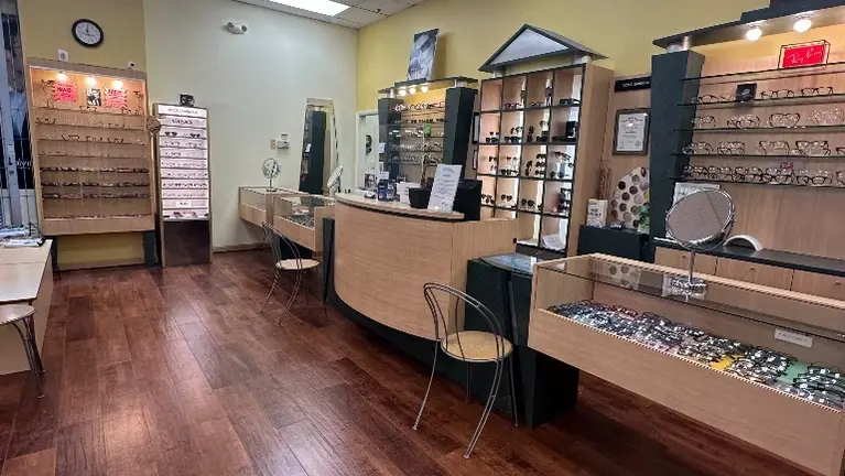 Established & Highly Profitable Optical Business !