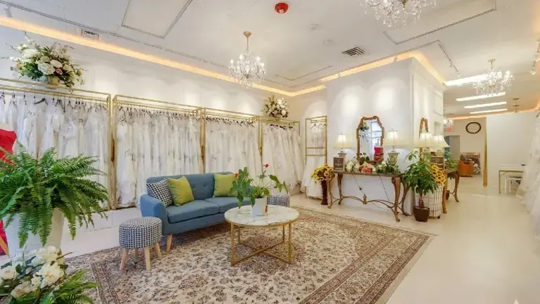 ?Established High-End Bridal Boutique in Prime Tenafly Location?
