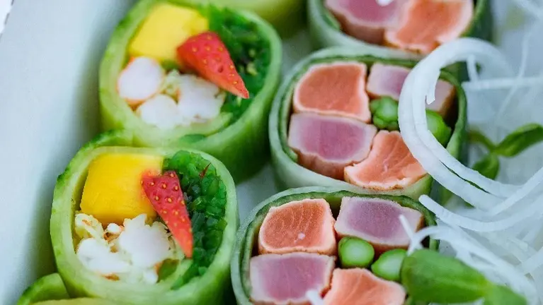 Sushi Bar In Supermarket-Simple and Easy