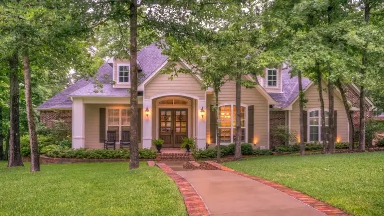 Profitable Property Liquidation Service with Strong Client Loyalty