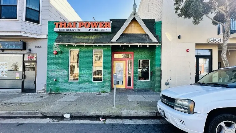 Real Estate Opportunity with Restaurant Infrastructure on Main Steet