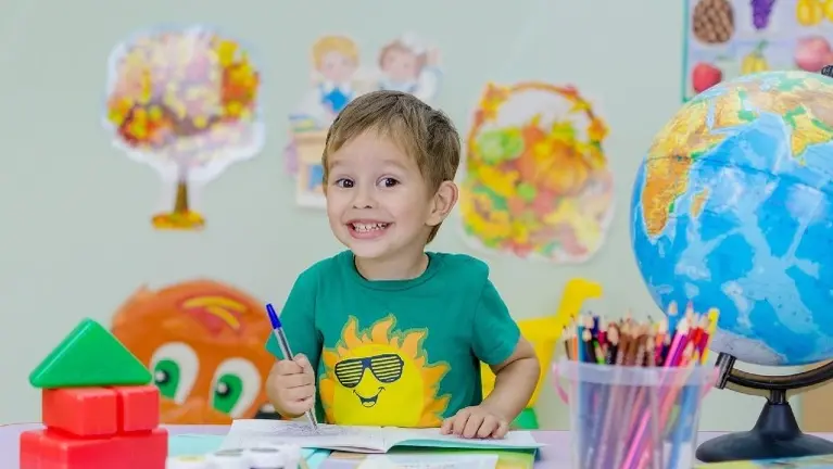 Neighborhood Day care Center for Growing Minds