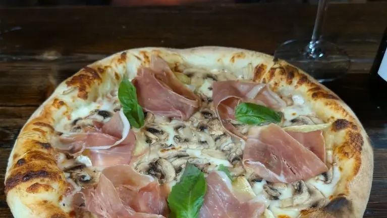 A proven concept, loyal customers, and immediate profit potencial