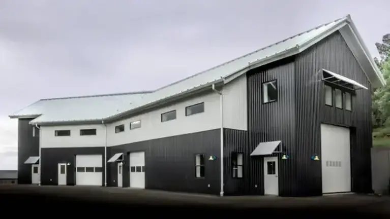 Pole-Building Manufacturer
