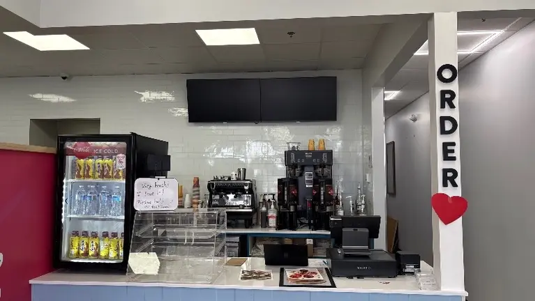 Coffee Shop, sandwich, donuts