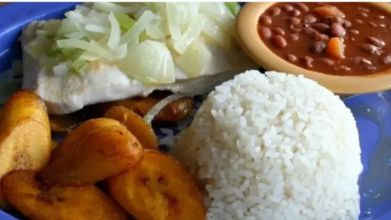 Authentic Established Latin Restaurant - Great Location