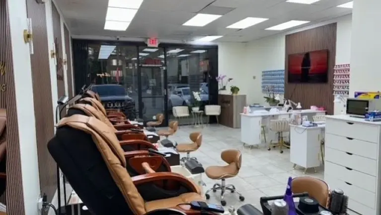 Money-Making Nail Salon & Skin Care Center For Sale !!!