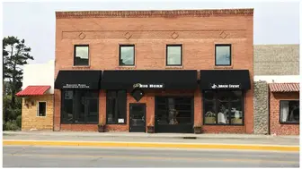 listing-image