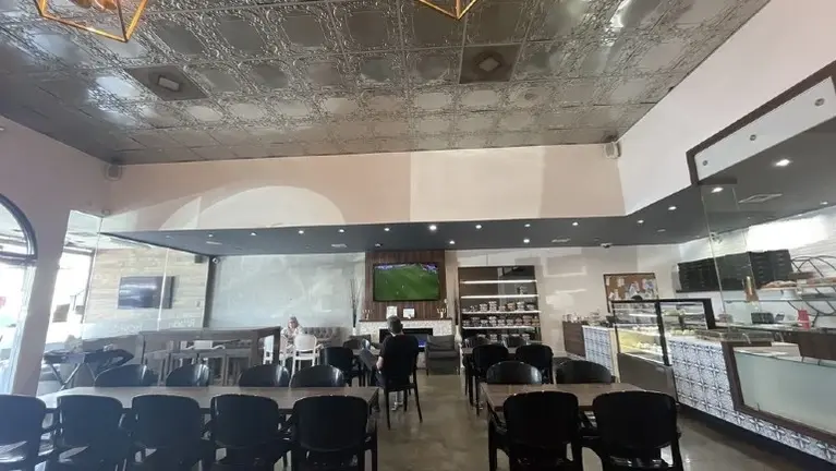 Beautifully Established Bakery Restaurant-High Volume, 17+ yrs