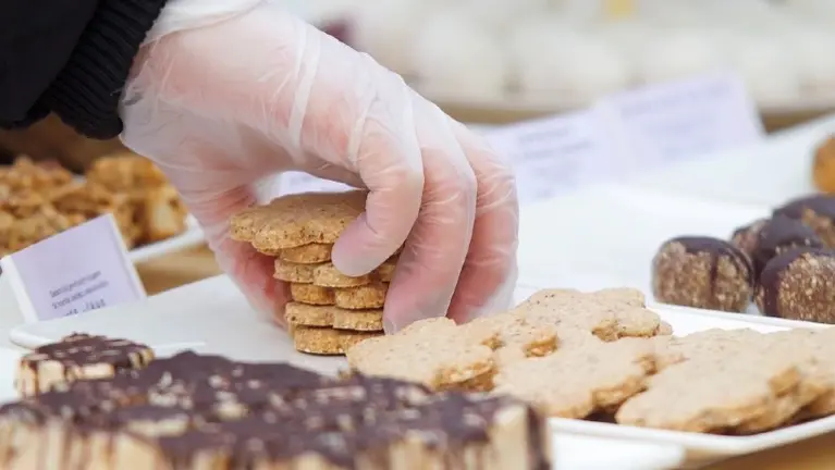 Profitable Cookie Retailer with Franchising Potential