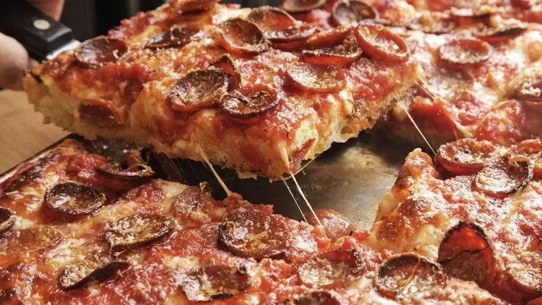 College Area Pizzeria