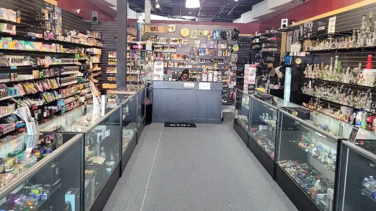 Multi-Unit Smoke Shops In Katy, Cypress, & Spring