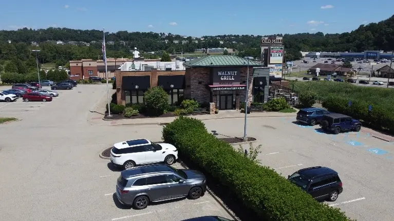 Profitable Restaurant Opportunity-Fully Functioning