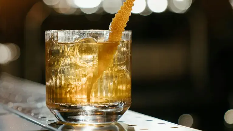 Pittsburgh Bar/ Restaurant in Desirable Area