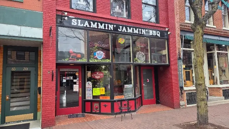 Award-Winning BBQ Restaurant in heart of Corning