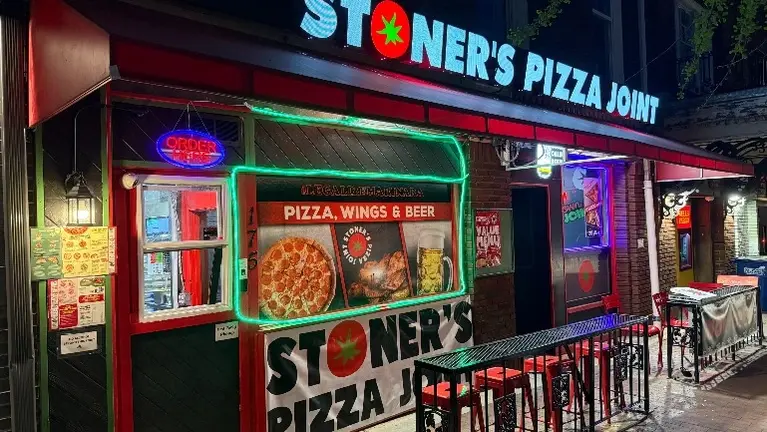 Successful Pizza Restaurant
