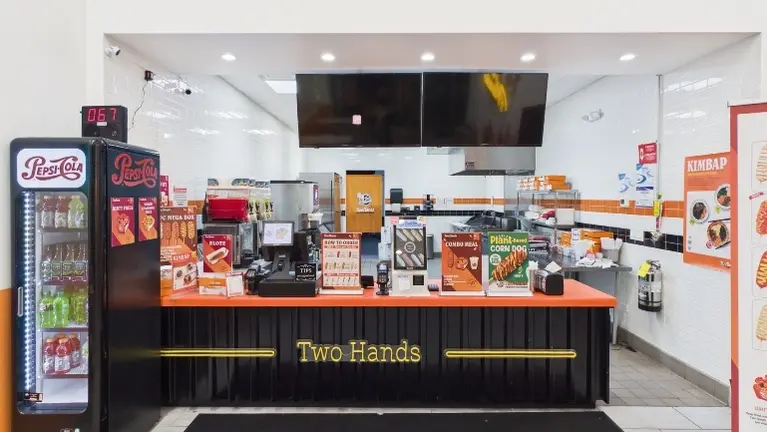 $350K Build-Out Restaurant – Prime Location