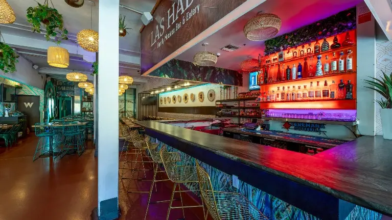 4th Ave Gaslamp Restaurant / Bar For Sale with Type 47 ABC License