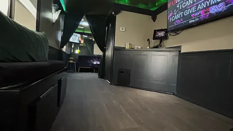 Mobile Loung Main 