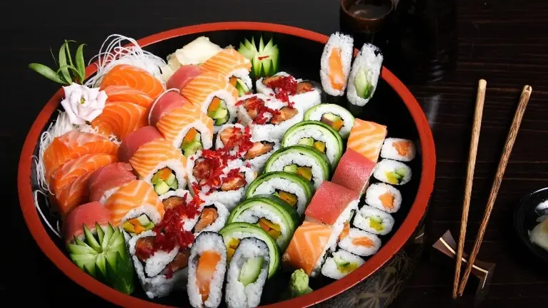Sushi Restaurant In  Prime  Location !!!