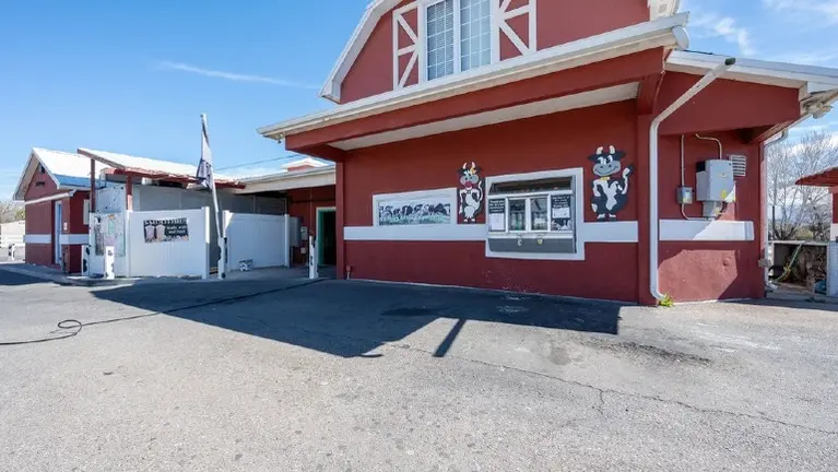 Graff Dairy - Iconic Ice Cream Shop For Sale