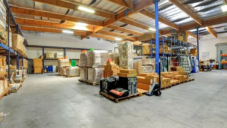 Warehouse Operation
