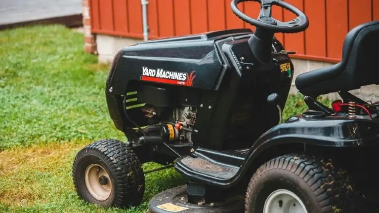 Residential & Commercial Lawn Care Services, with Real Estate Included