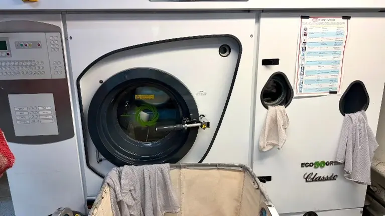 JUST LISTED! Dry Cleaners