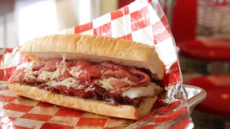 Franchised Sandwich Shop Located near Bristol, VA
