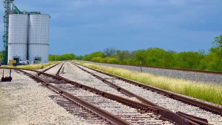 Rail Spur Served Industrial Facility with Silos