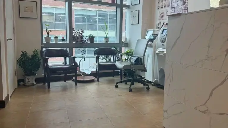 Well Established Beauty Salon Business for Sale