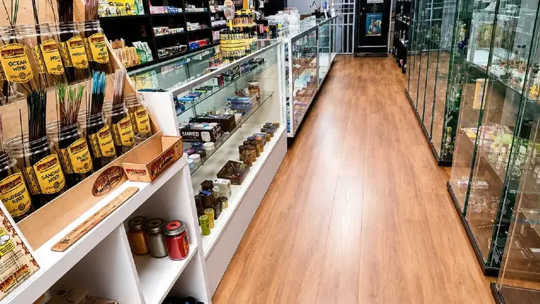 vape stores for sale Under contract- Turn-Key Vape & Smoke Shop Business for Sale in Aurora,  Colorado main image 1