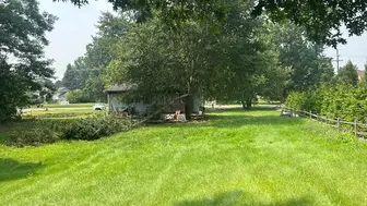 listing-image