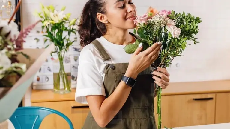 Turn-Key Hemet Florist with Strong SEO, 500+ 5-Star Google Reviews