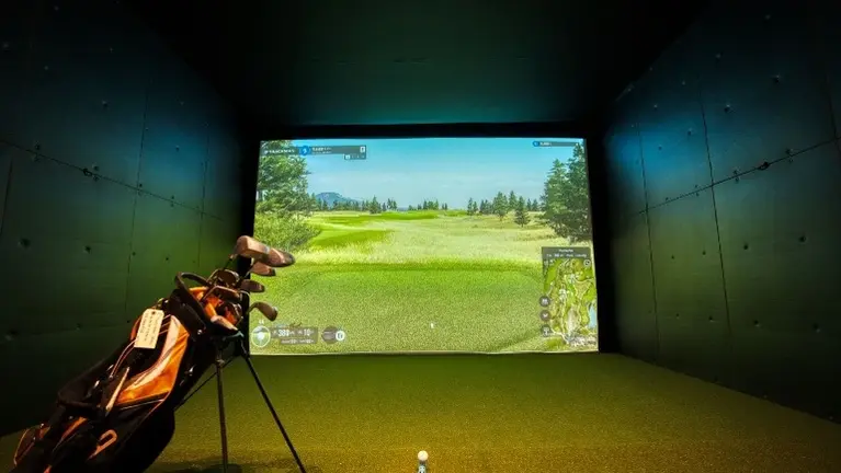 Fast Growing Mobile Golf Simulator Business