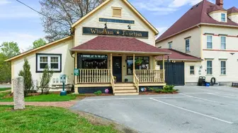 listing-image