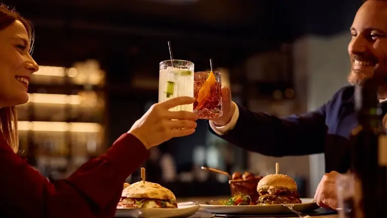 Premier Restaurant & Bar for Sale – Patchogue, NY