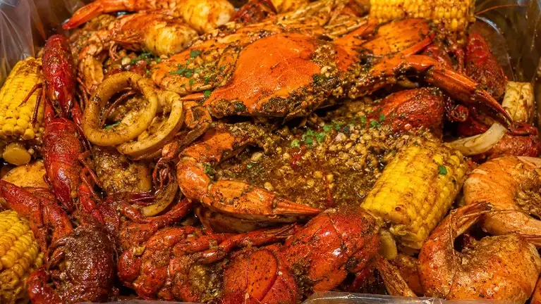 Seafood Special Restaurant/Prime location in the heart of Lilburn