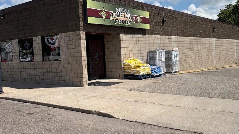 Turn key grocery store