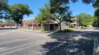 listing-image