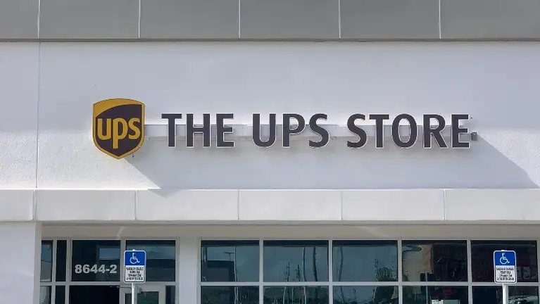 The UPS Store Franchise Ship