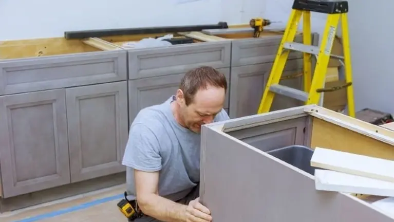 Established Custom Cabinet Business with Loyal Referral Base